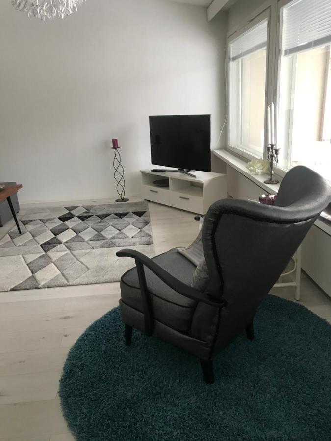 Tyylikaes Rivitaloasunto Lohjalla Esterno foto